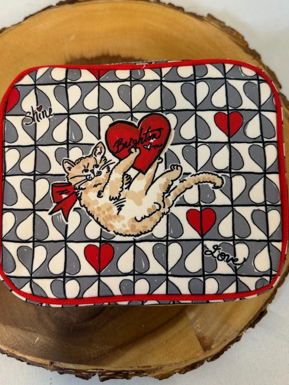 Brighton Wild Love‎ Jewelry Case Leopard Print Bow with a Cat Print Zip Closure